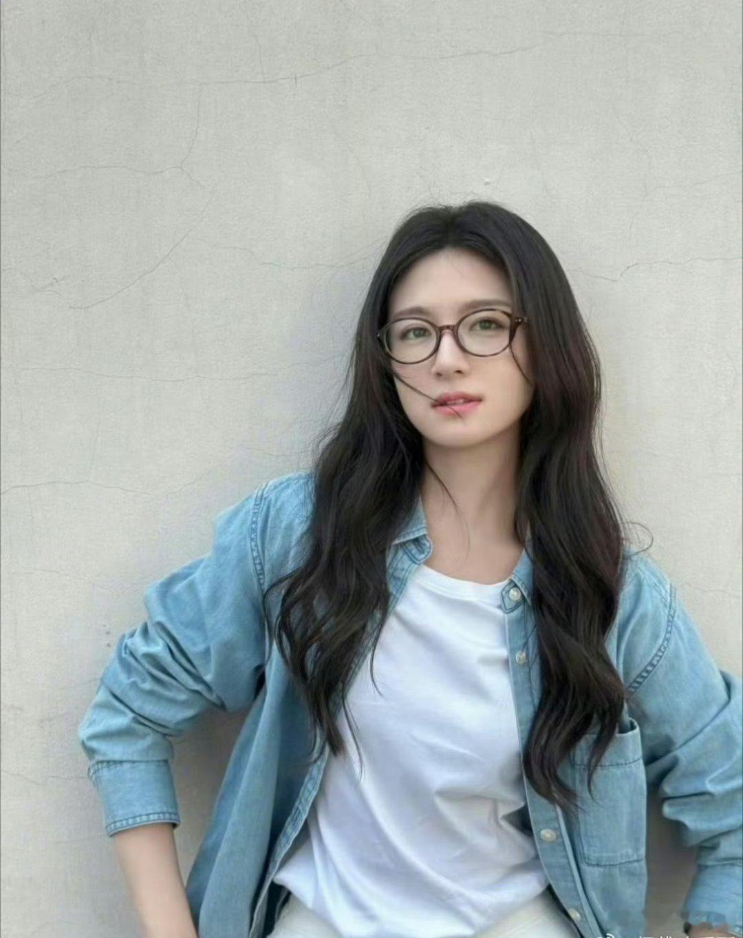 一些女明星的眼镜照...大家觉得谁戴最有韵味 
