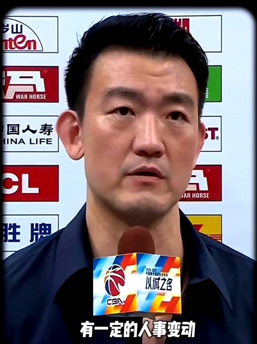 双加时啃下山西，塔克一个人干了49分钟，歇了40秒，拿下44+12+9。
这数据