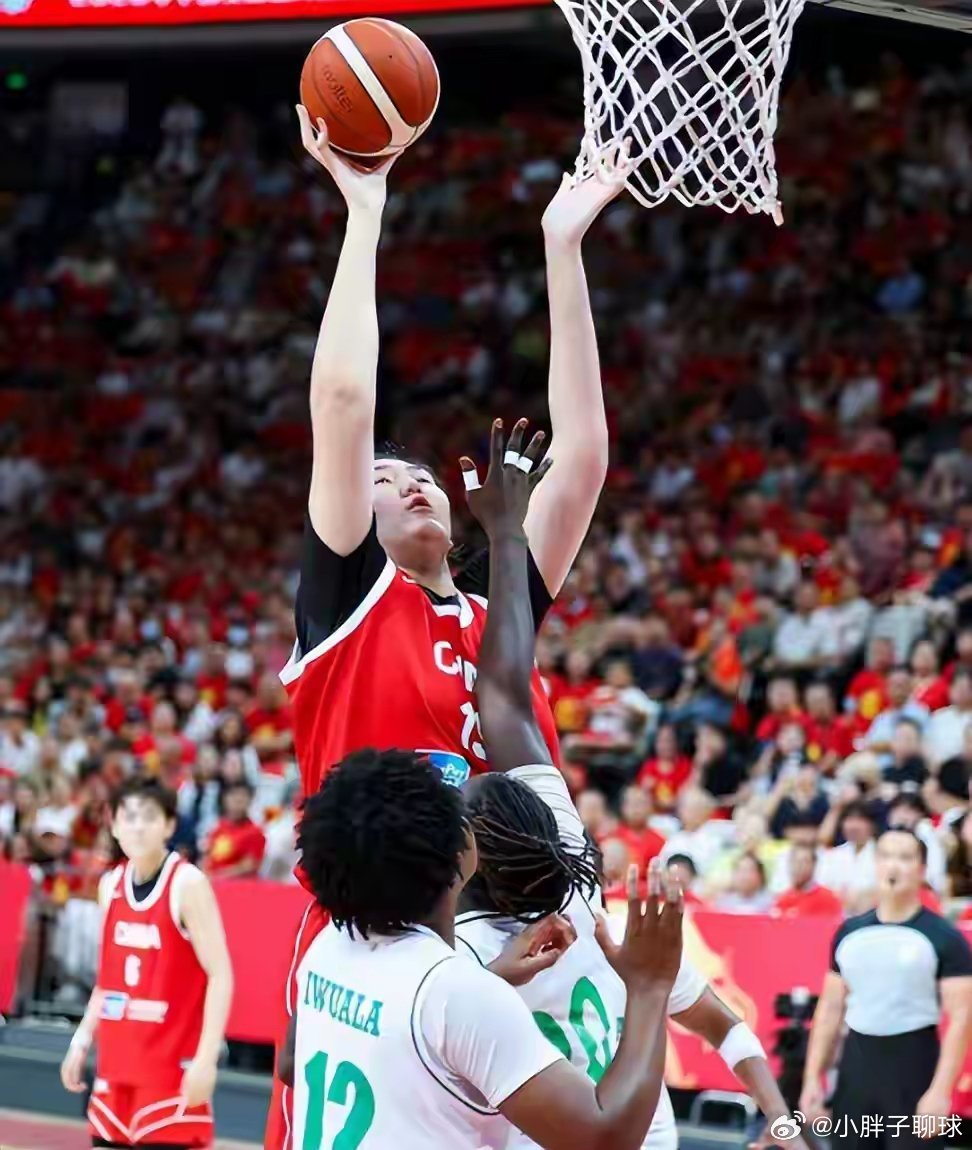 中国女篮69-65！对方主帅赛后的这段话，让全网球迷记住，很实在8月9日晚，海南