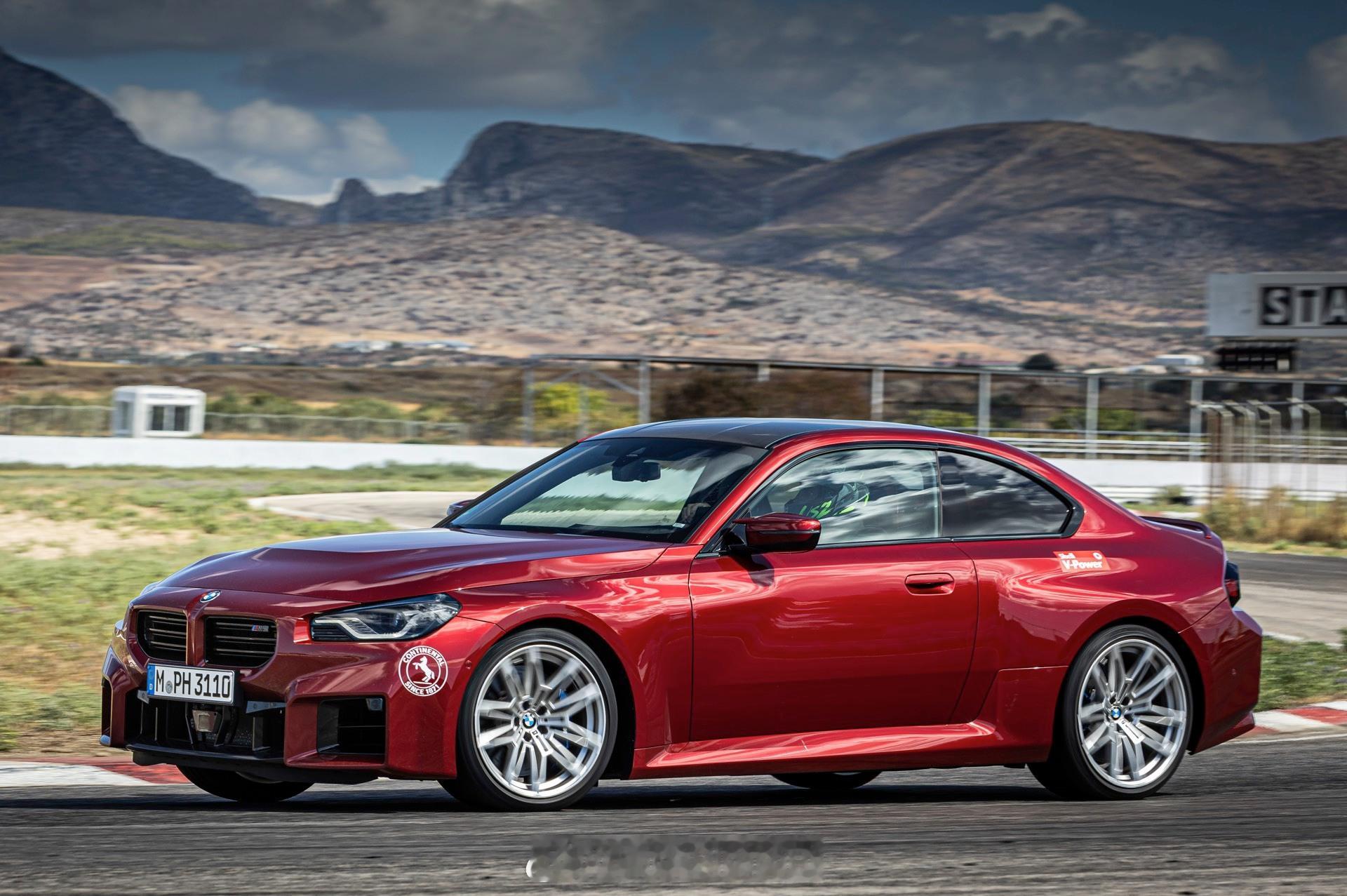 火红色的宝马G87 M2[流鼻血] ​​​