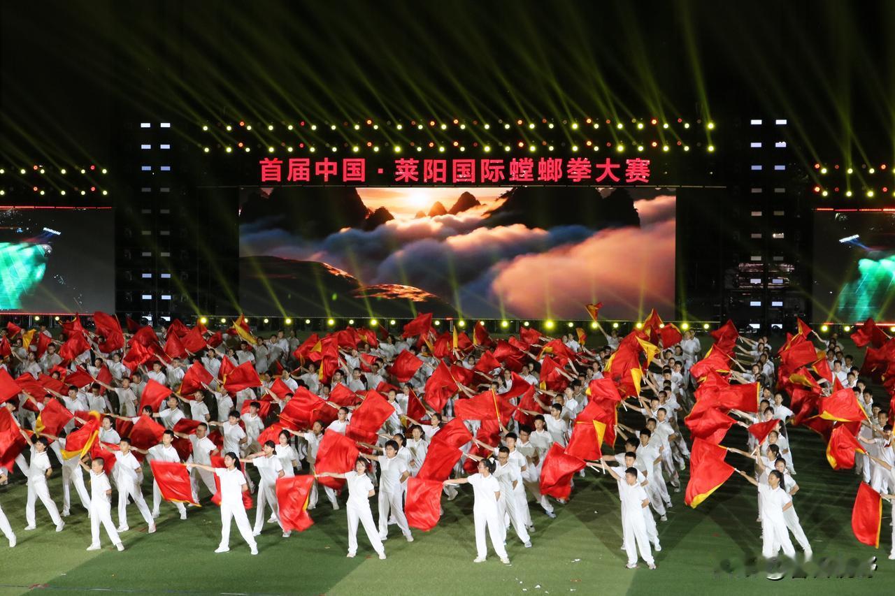 说实话，一座县级城市，扛起国家级规格的国际武术盛会，118支海内外队伍、一千八百