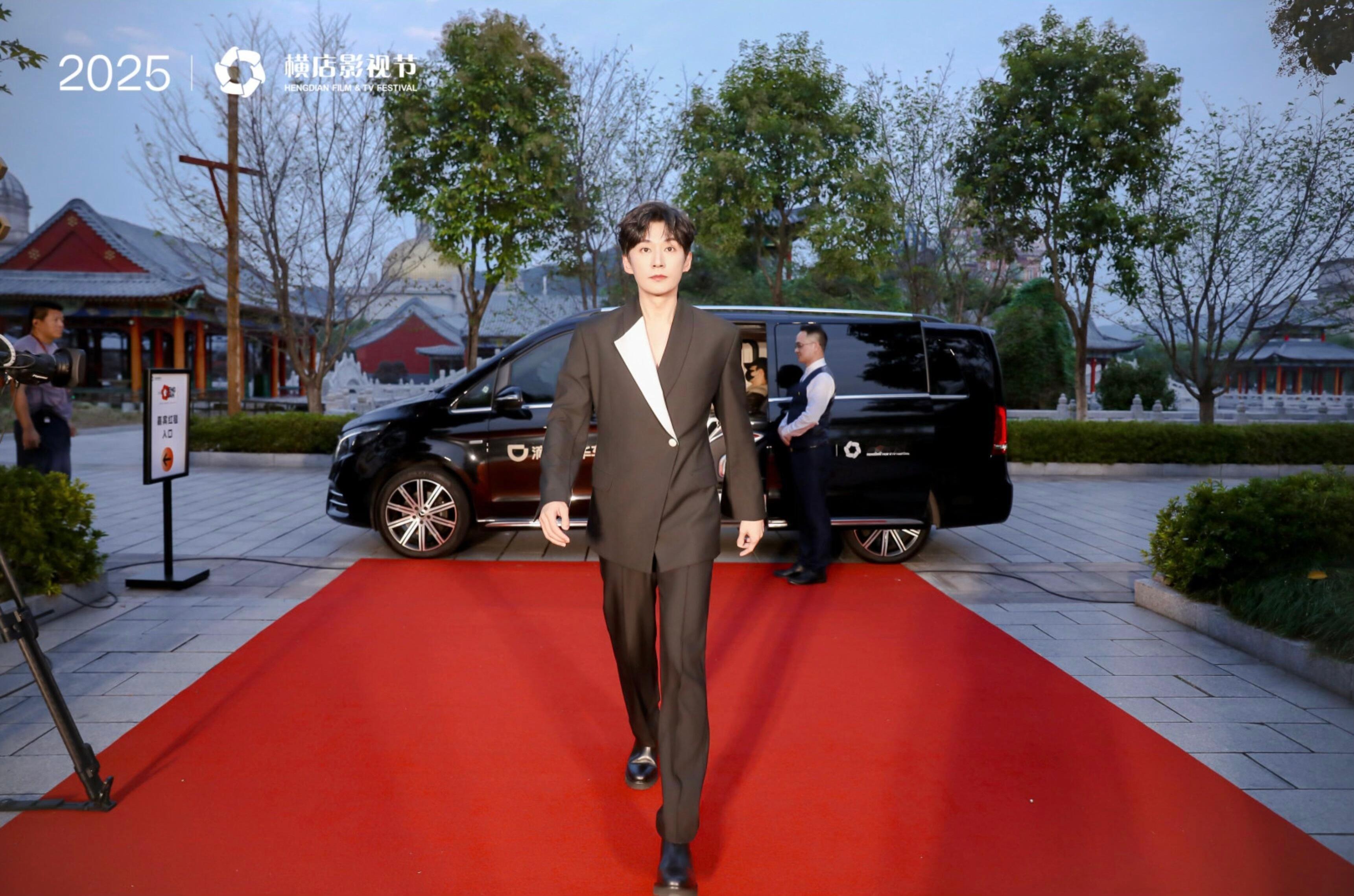 [流鼻血]这大长腿儿～ ​​​