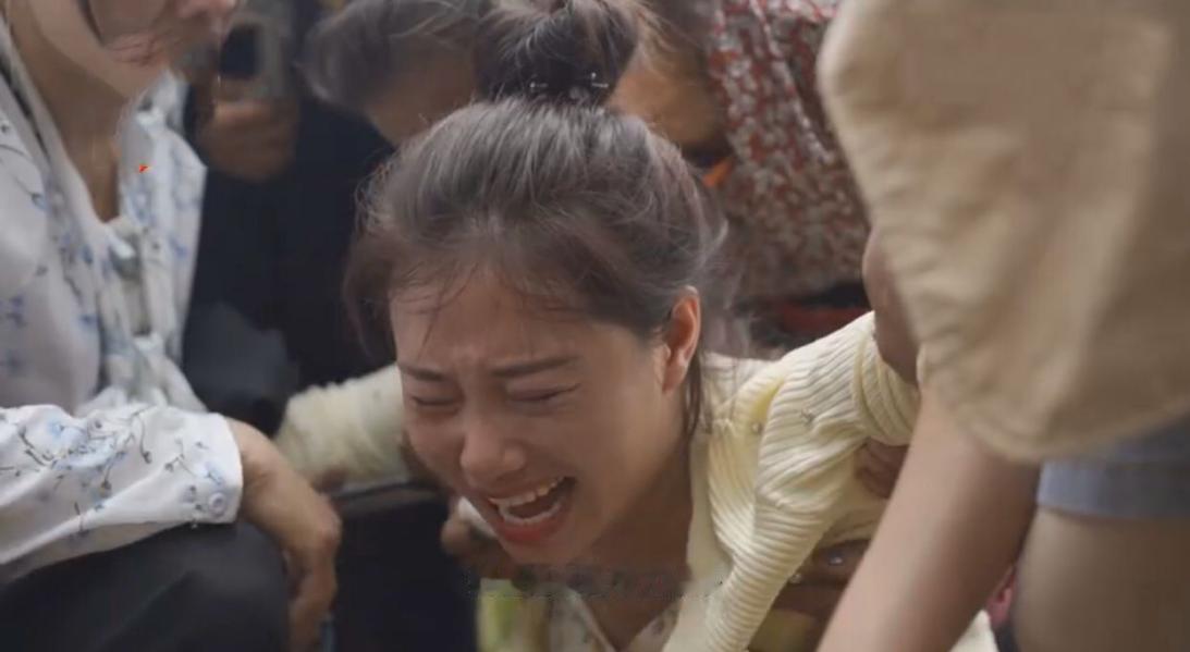 看了7个被拐家庭后发现，那些丢孩子的家庭，都有共同的特点。
 
在某猫上买了件东