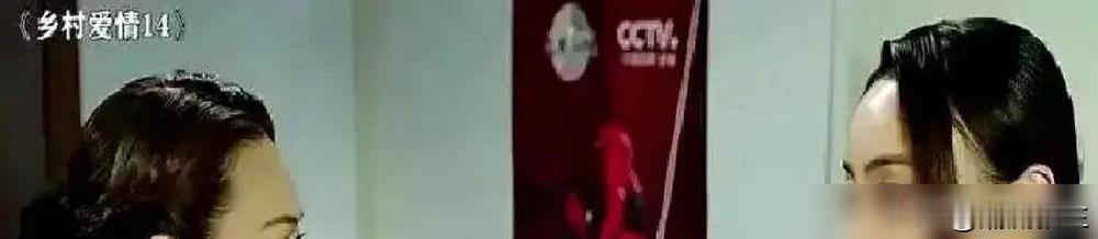 王小华，一夜被踢出群，转身卖酸菜年入8000万。
昔日乡村爱情里的王小蒙，如今