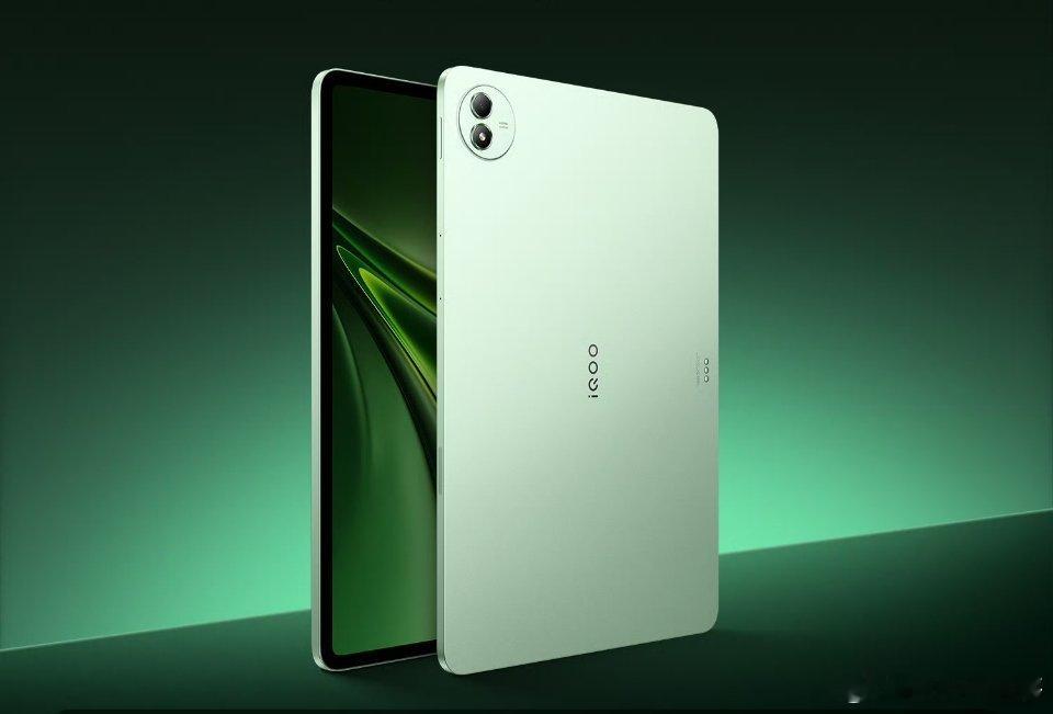 iQOO Pad6 Pro听说配有8个扬声器，这也太恐怖了吧！如果是真的，那么体