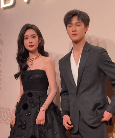 孟子义工作室 还不出图 昀牵梦绕!合照终于赶上了!李昀锐孟子义 