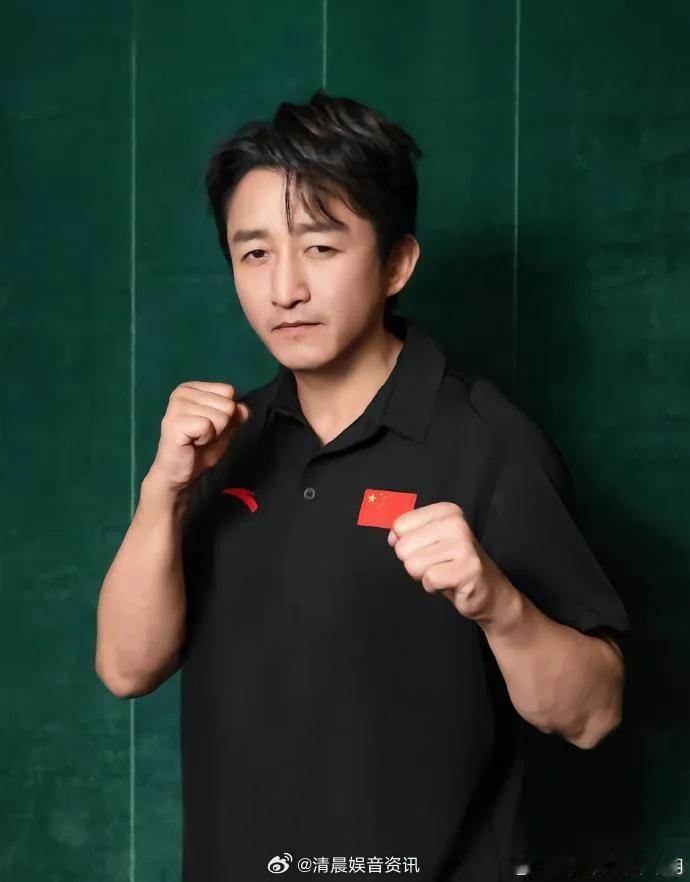 邹市明曾认为中国拳击没他不行 赛场上所向披靡，私下愿意坦诚剖析曾经的想法。不回避