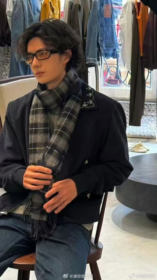 王一博这一张好神王一博老公感王一博这一张好神，帅啊，好好好 