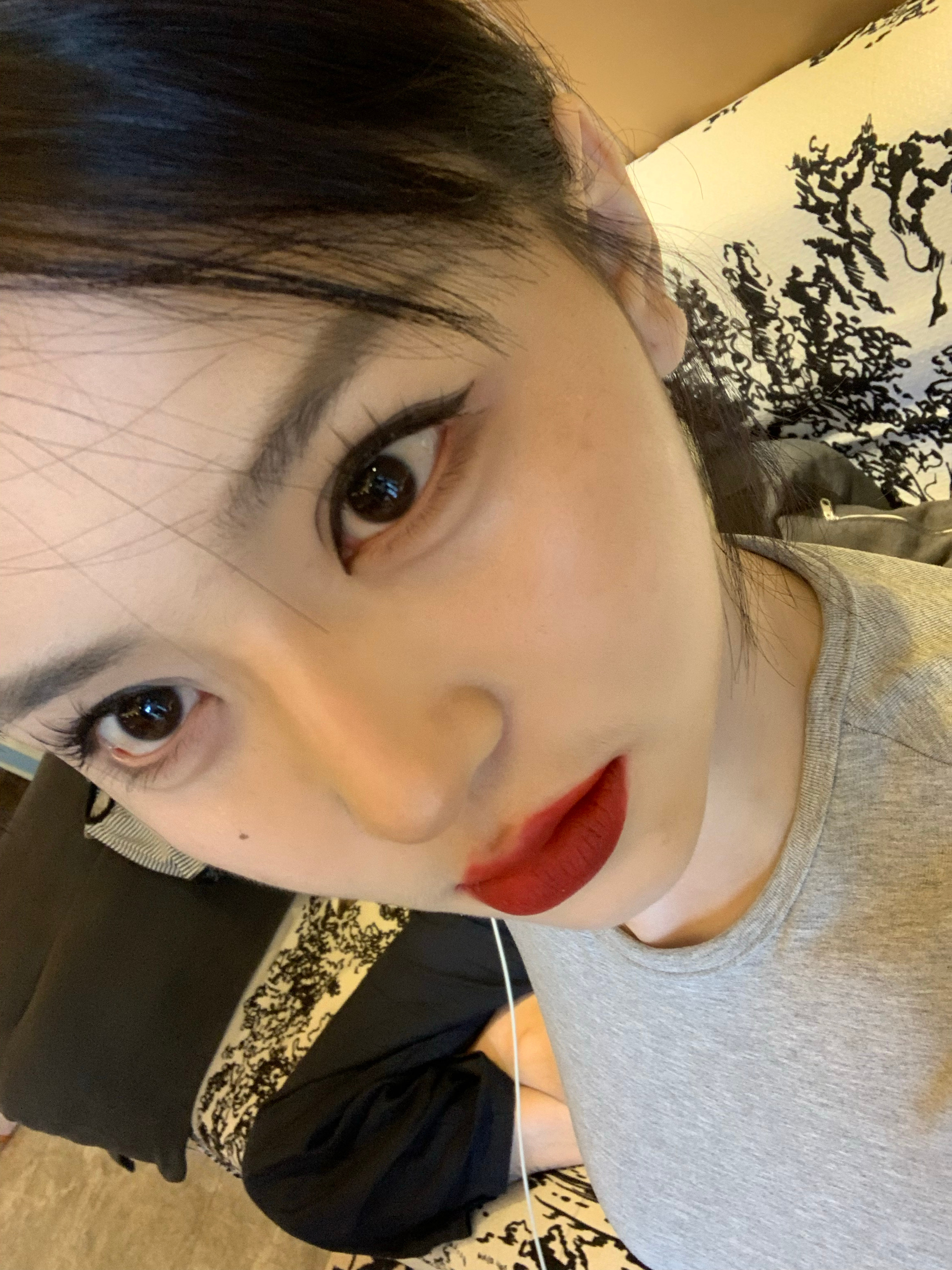 Ok这个妆我超爱 ​​​