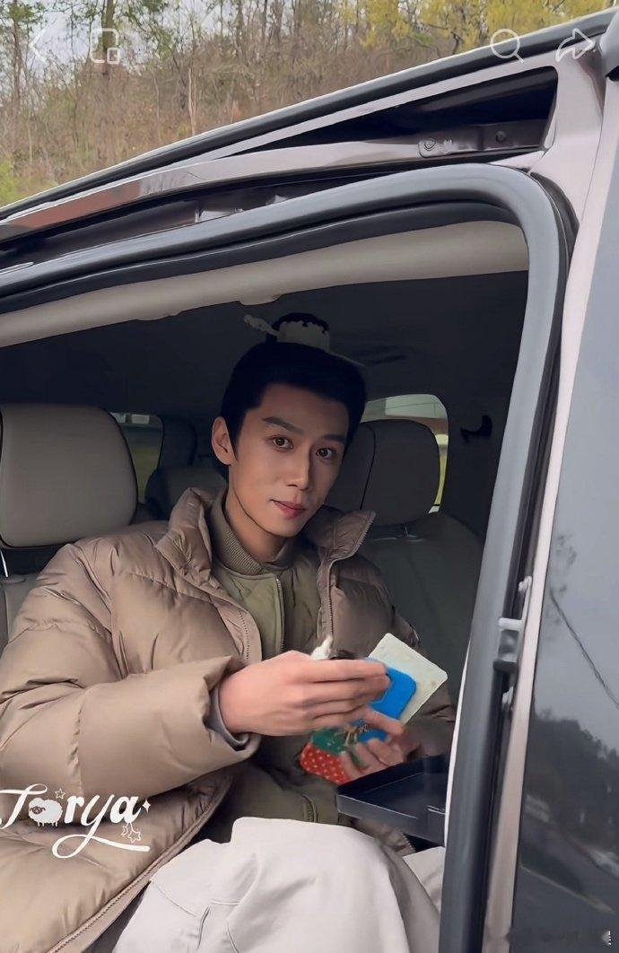 郑合惠子任宥纶同款手机壳 郑合惠子、任宥纶同款手机壳，稳稳的幸福~ 