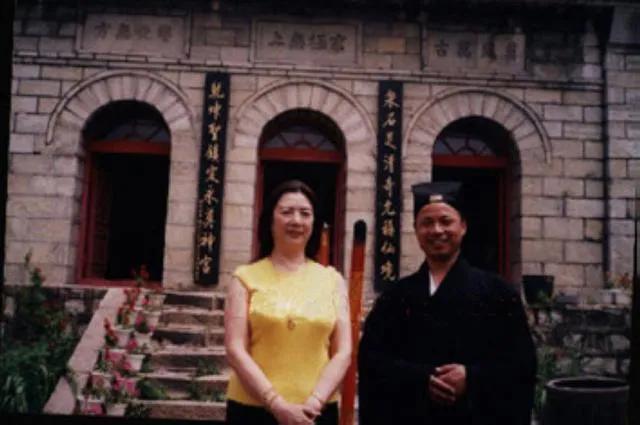 1971年9月12日深夜，林立衡来到张宁的房间并说：“计划有变，明天早上出发，你
