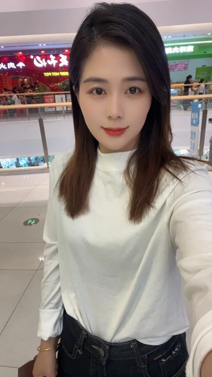 我的确不开心，但是现在好像连表达不开心的欲望都没有了……