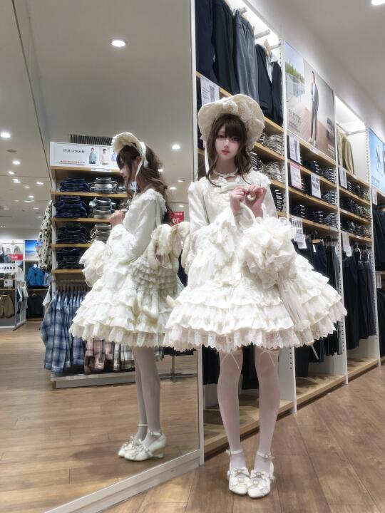 层层叠叠的白🫧 𓂂𓏸