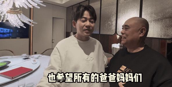 苏醒 老歌手的日常苏醒[超话] 苏醒  老歌手的日常！一沫真挚的情话 ​​​
