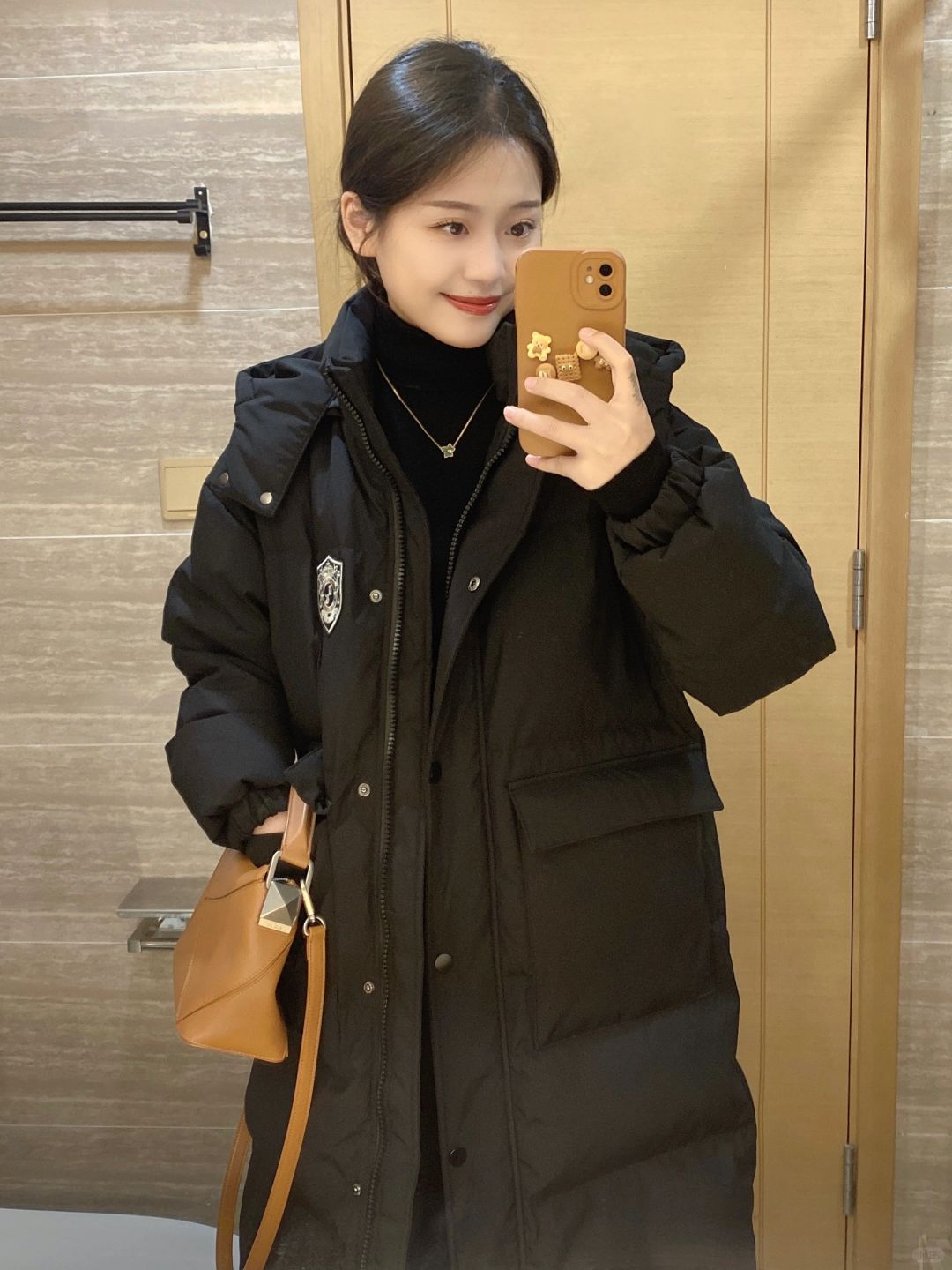 冬天人手必备的黑色长款羽绒服！！