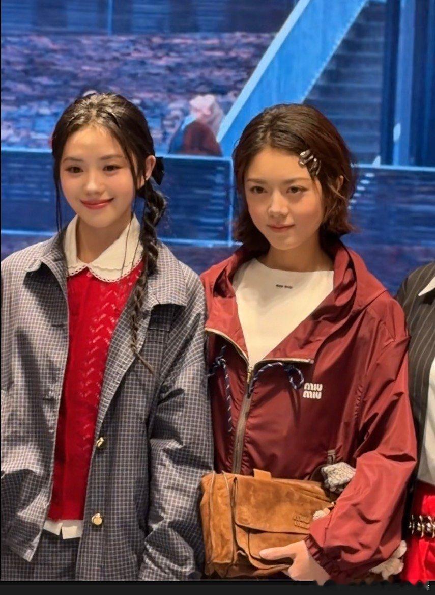 赵今麦刘浩存MiuMiu大合照miumiu大合照 miumiu大合照 