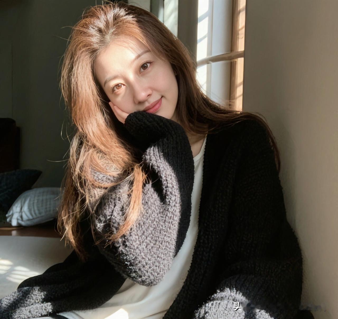 能让女人
一见倾心的男人，
不一定多帅多有钱！
是那眼神里透着真诚，
做事有担当