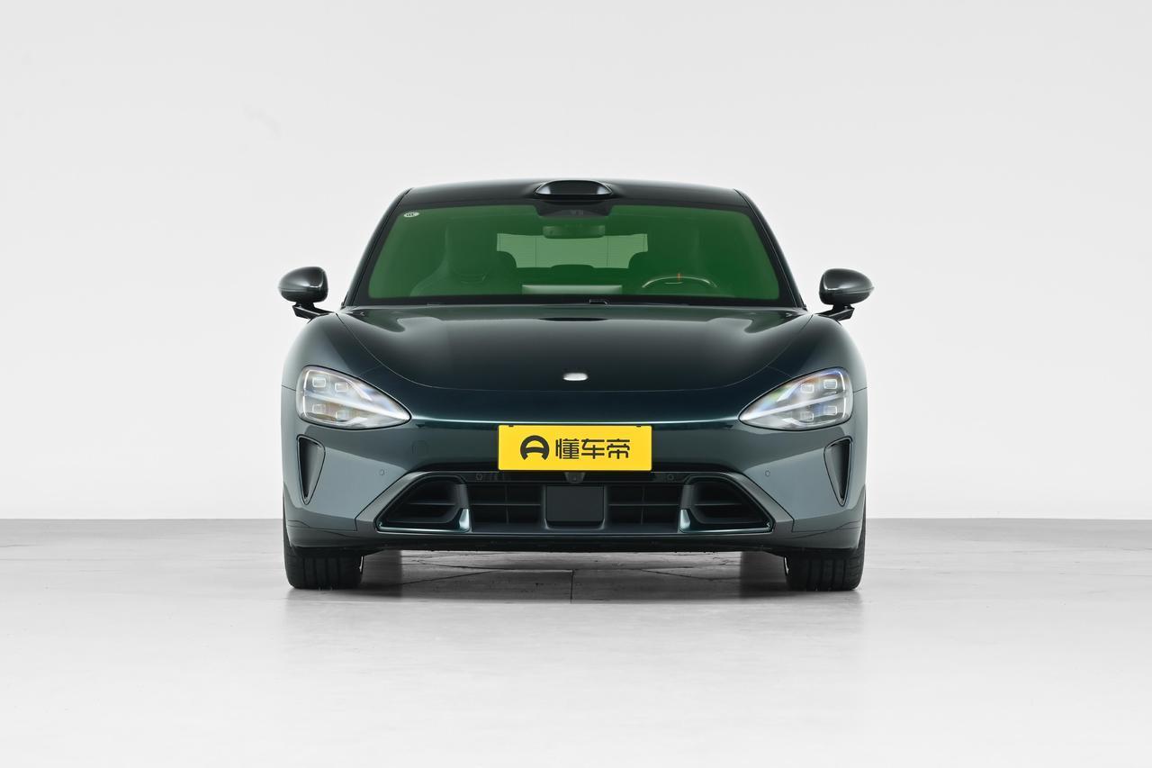 主流中型纯电轿车放在一块，优势短板各有千秋。比亚迪汉是均衡全能的居家标杆，车身气