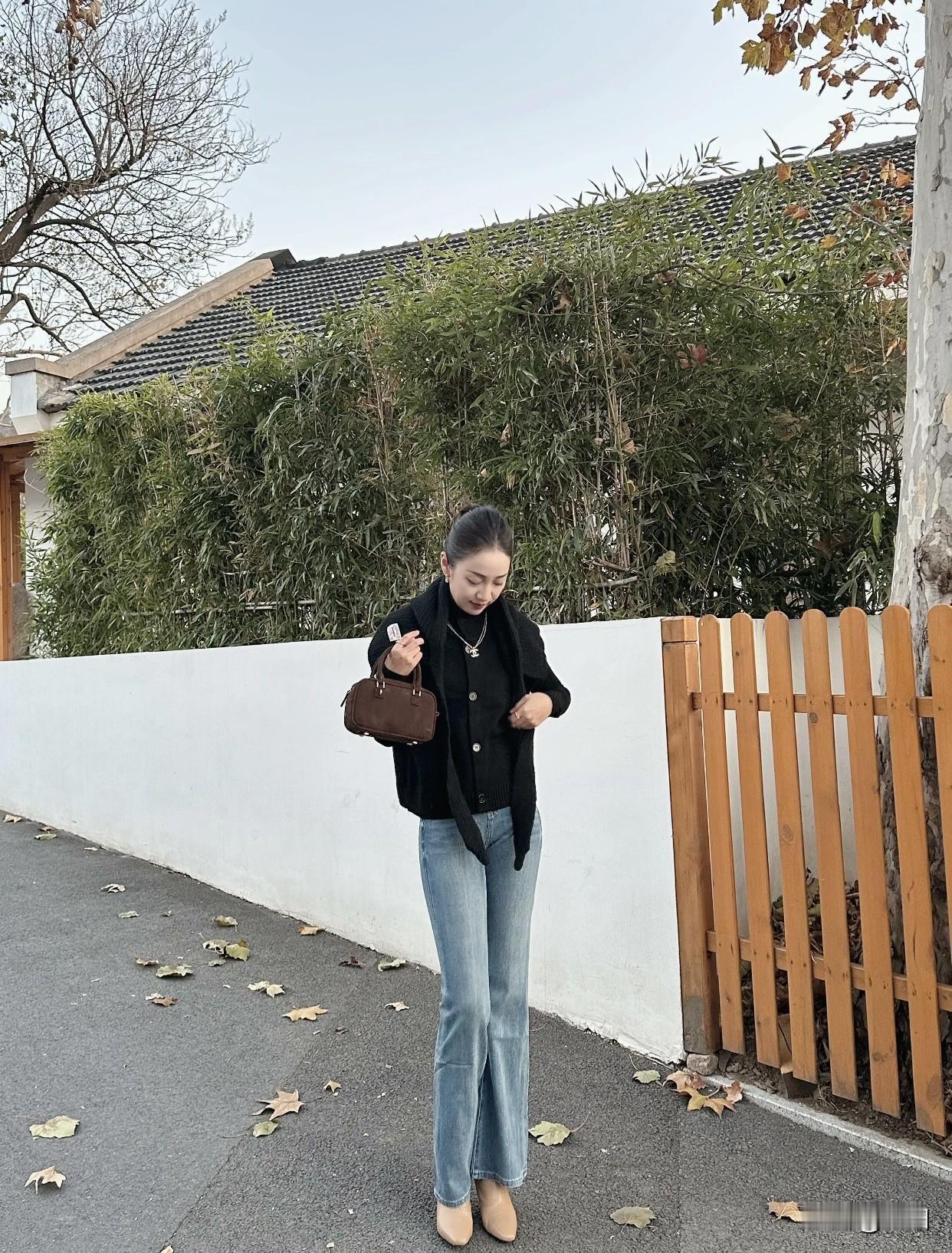 浅色职业高跟鞋你有吗?浅色职业高跟鞋，我可有不少心得！就说2024新款法式裸色高