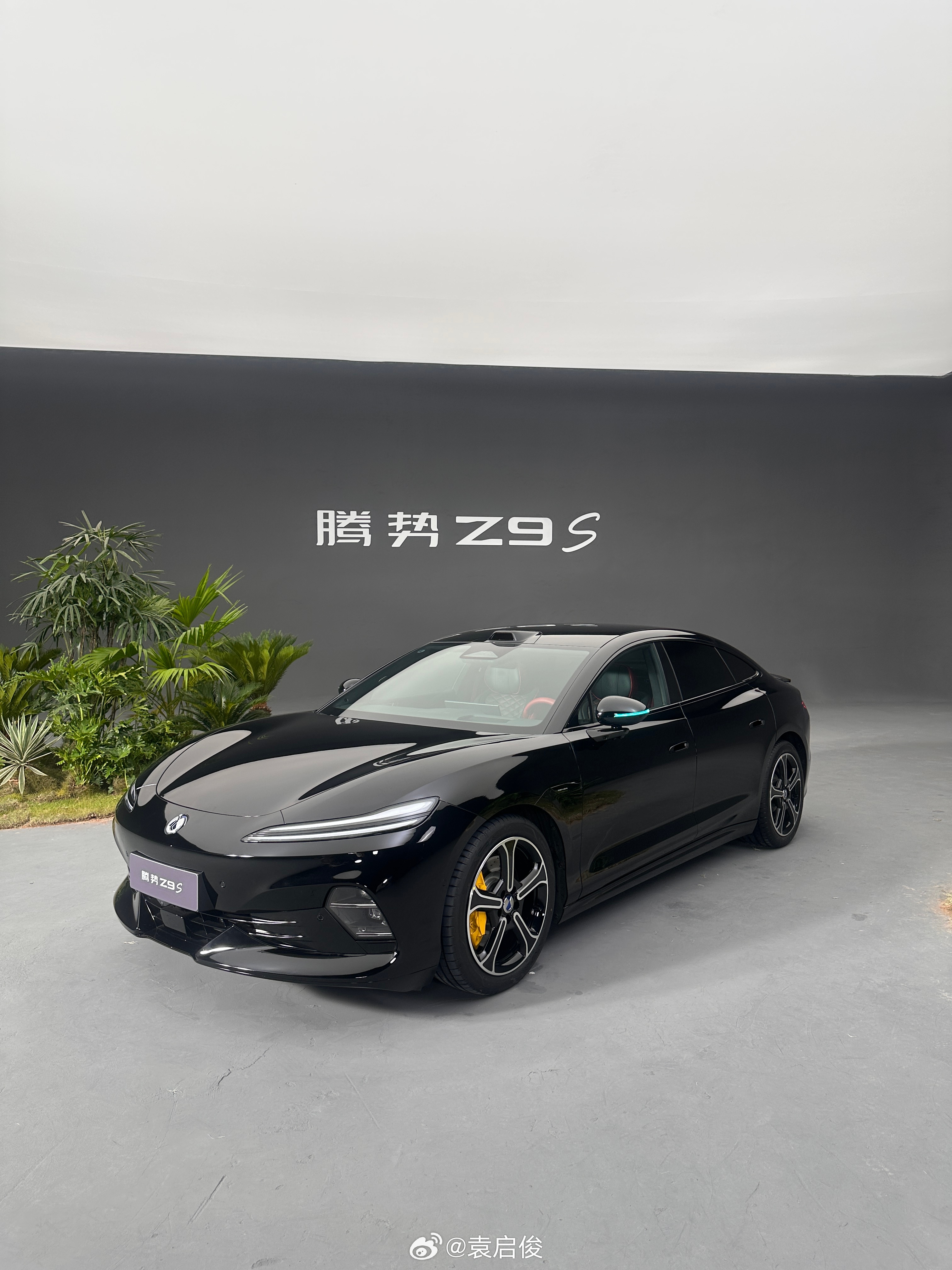 腾势Z9S预售价，31.98万元~38.98万！这车的最大亮点就是同级别中科技含