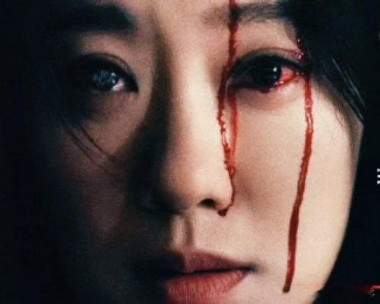 张小斐血泪镜头《恶意》这电影的杀伤力直接拉满！以媒体人叶攀调查坠楼案为引，剧情层