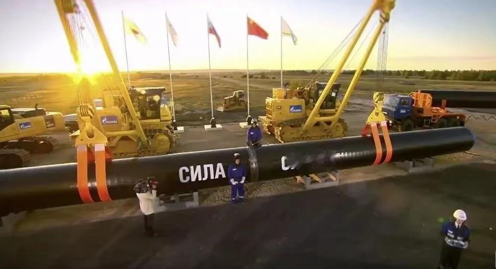 俄媒放出消息，俄方正在计划建设一条输往中国的天然气管道。此前关注的焦点是，是否途