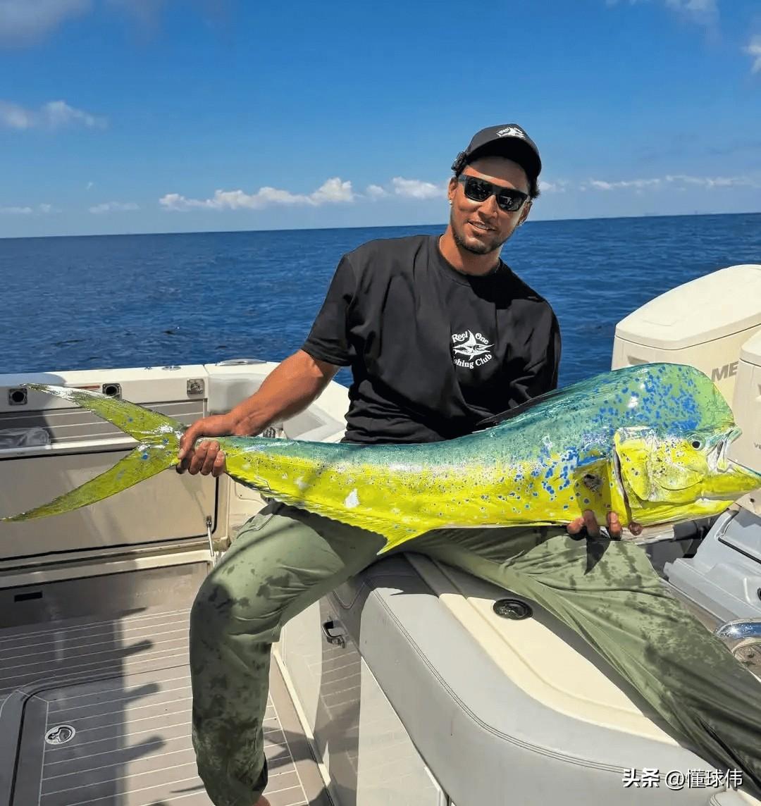 人生赢家！西蒙斯谈失业：

“无所谓了。”

“我赚的钱已经足够了。”

“下半