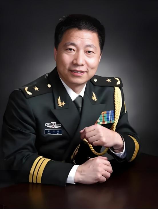 杨利伟为什么后来再也没有登天？其实，他能够活着回到地球就已经是万幸，在他攀登太空