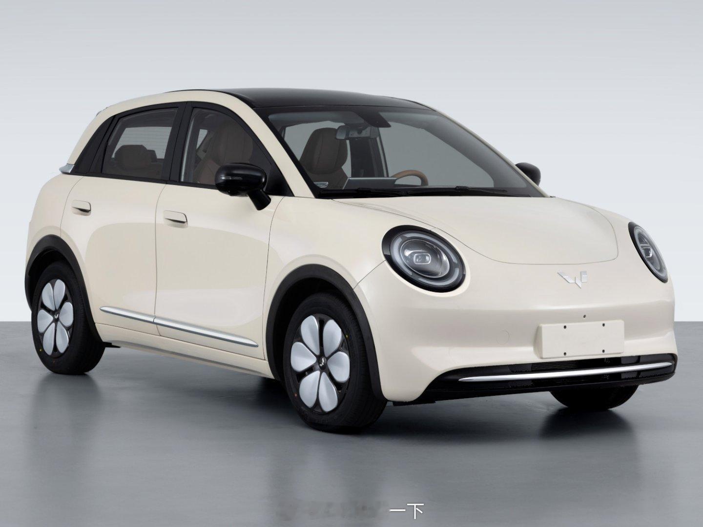 我不说这是五菱你们会觉得不是长城欧拉吗？不过话说回来这些都是甲壳虫的“徒子徒孙”