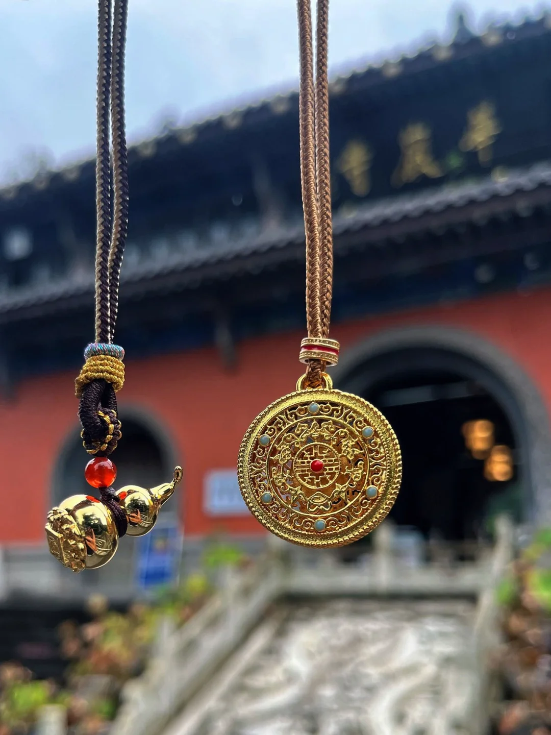 在重庆华岩寺花得醉值得的一笔💰……