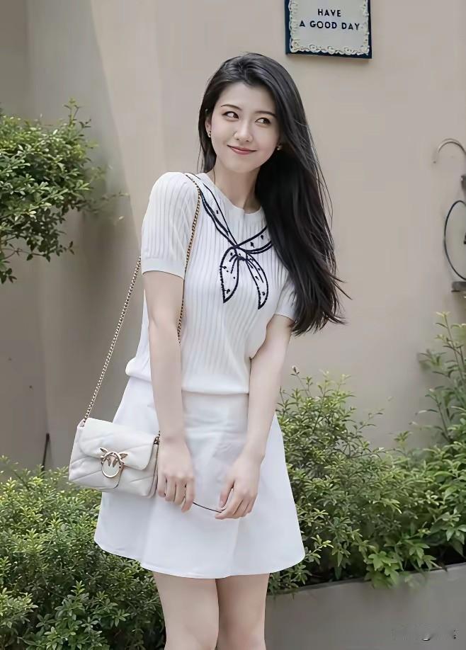 女朋友要500万彩礼，这简直是道“天价难题”！
先别急着上火，得跟她和她家人好好