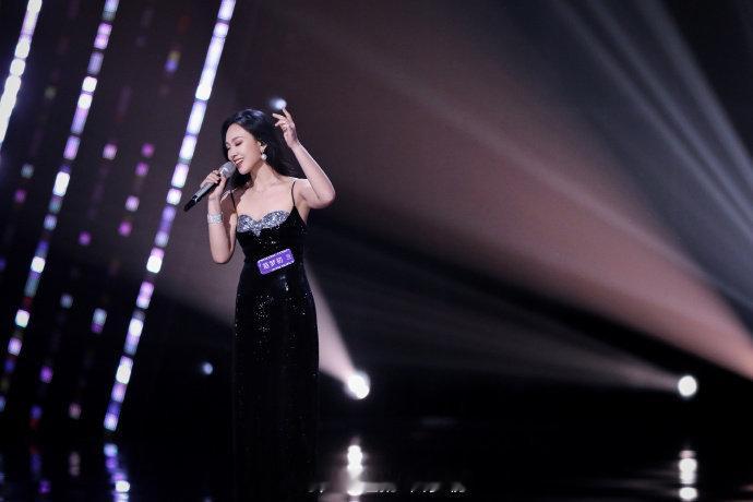 专访声鸣远扬歌手苗梦初苗梦初回应被尚雯婕三问野心羞耻苗梦初被苗梦初的真诚打动，她