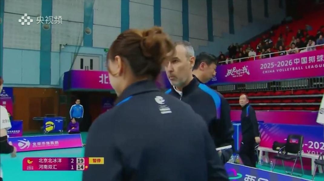 女排超级联赛第九轮，北京队3：1大胜河南队！
积分坐稳第三名位置！


女排超级