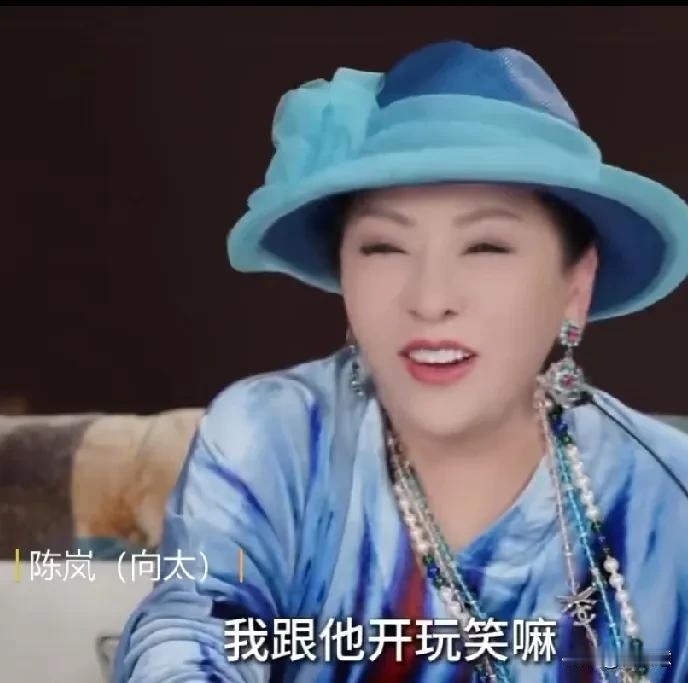 陈岚与李连杰交情几何，一句话便能见分晓。
陈岚跟李连杰打趣道：“那个方丈可都是因