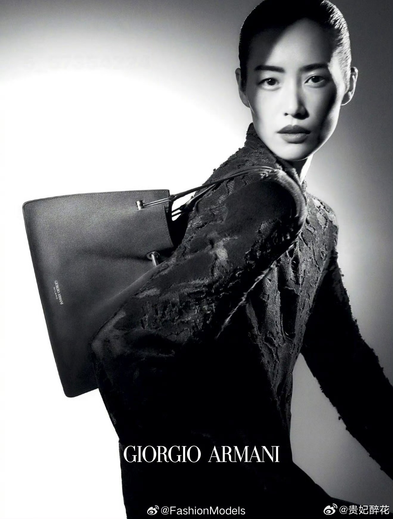 刘雯 出镜Giorgio Armani 2025秋冬全球成衣广告！本季她已经拿下