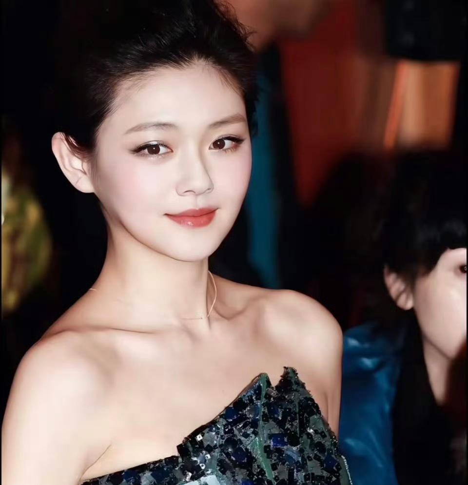 大S的悲情人生是必然？
看来大S早已经预测了她的人生
看到吴佩慈发文怀念徐熙媛