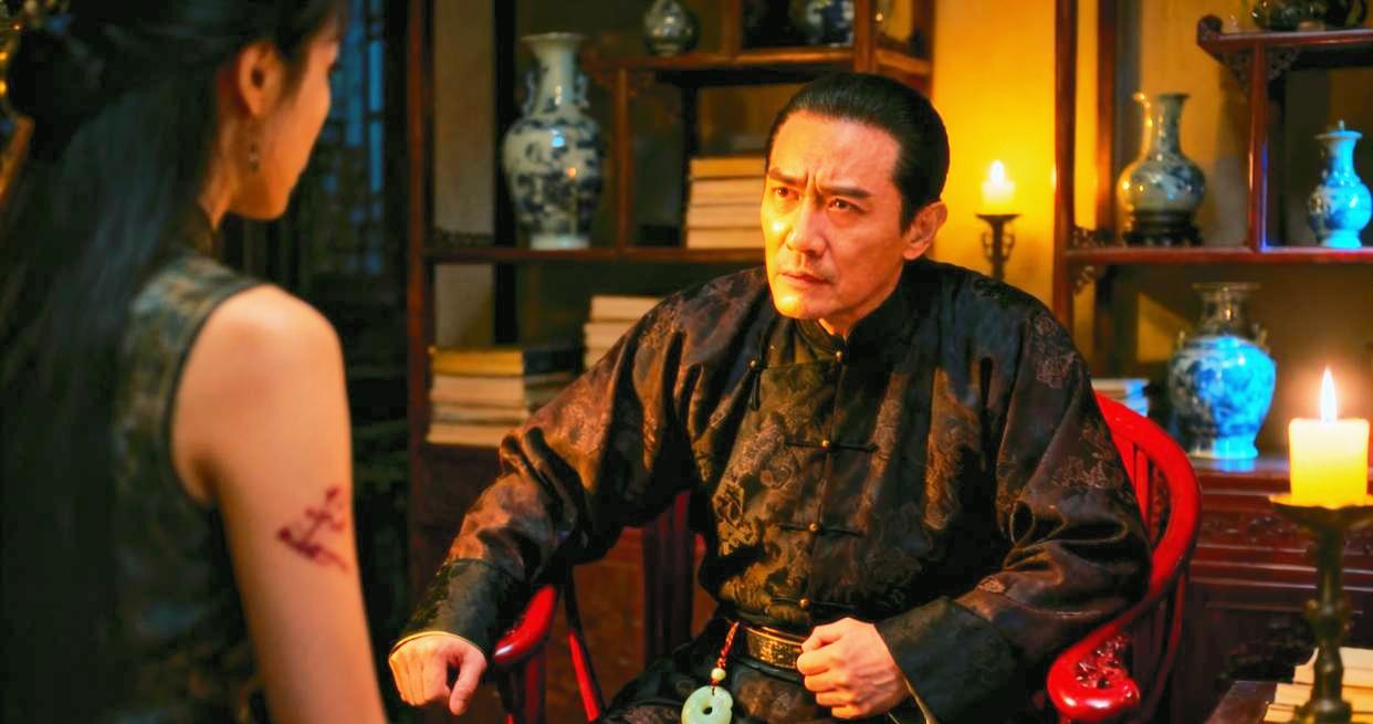 1941年，汉奸头子周世奎一脚踹开审讯室的门，准备亲自“伺候”刚抓来的女地下党，