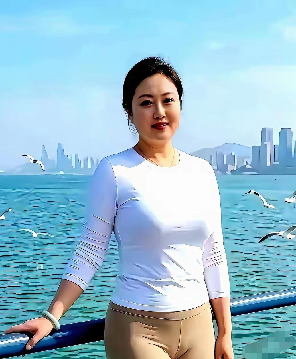海边拍照，大家都说我是旺夫相