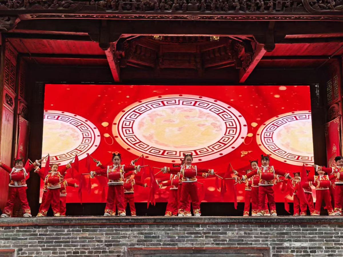 郑州樱桃沟这场“村晚”攒劲得很！