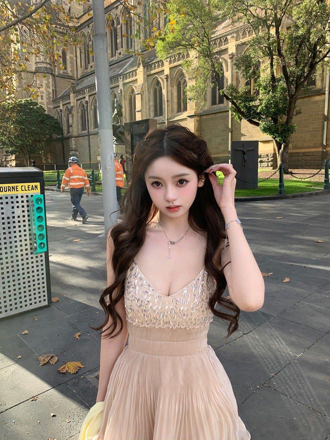 校长还是人间清醒啊！又是羡慕校长的一天[舔屏]黄一鸣私生女谣言还未坐实，前IG老