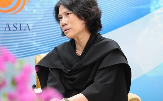 1991年，董明珠上门讨要42万货款，经销商却说：“再发50万的货，卖完一起结！