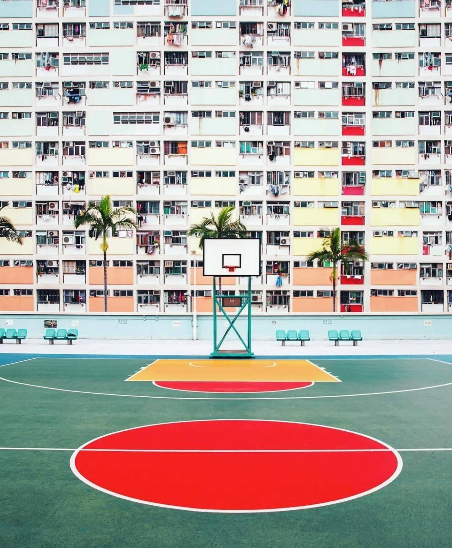 真正的人生需要磨炼。面对挫折，如果只是一味地抱怨、生气，是一种消极、愚蠢的表现，