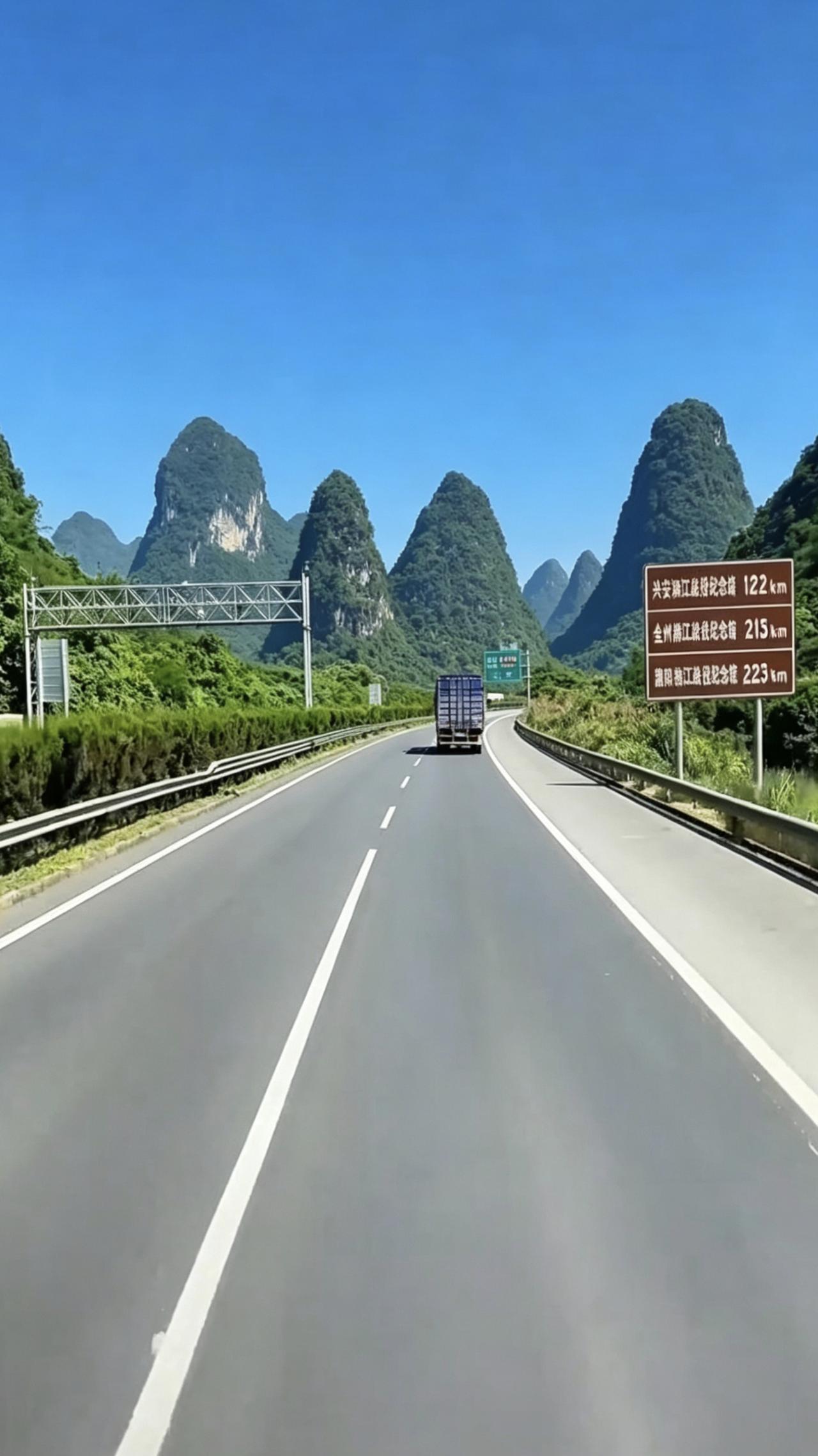 一位智者说：
“人一定要有主见，因为所有人都在引导你做出有利于他们的决策。一旦缺