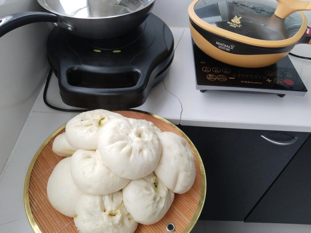 没看出好吃的样子。我包的大包子！