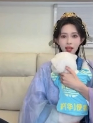 巧克力工伤 巧克力不喜欢那只黑猪 