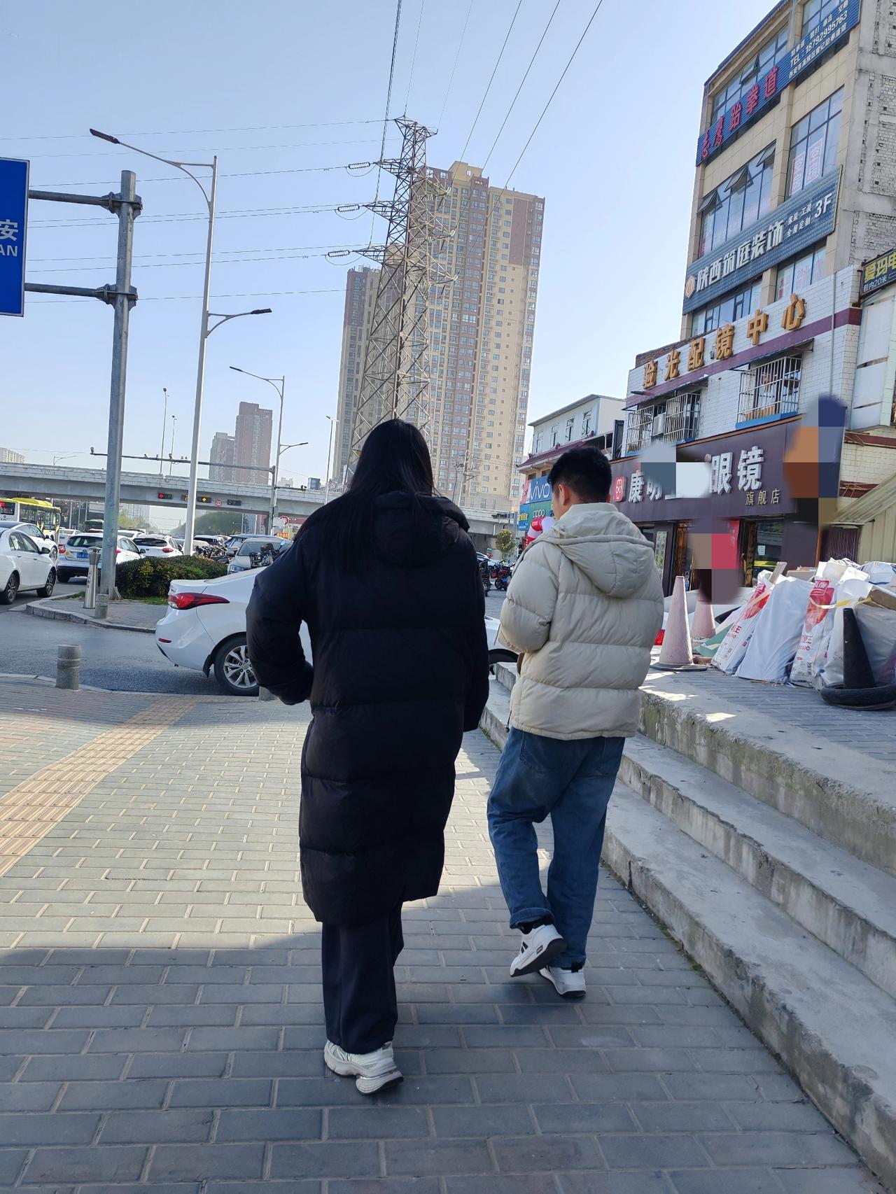 昨晚我看到头条的一个评论，说是检验科主任的闺女去相亲，这主任先让男方进行了体检，