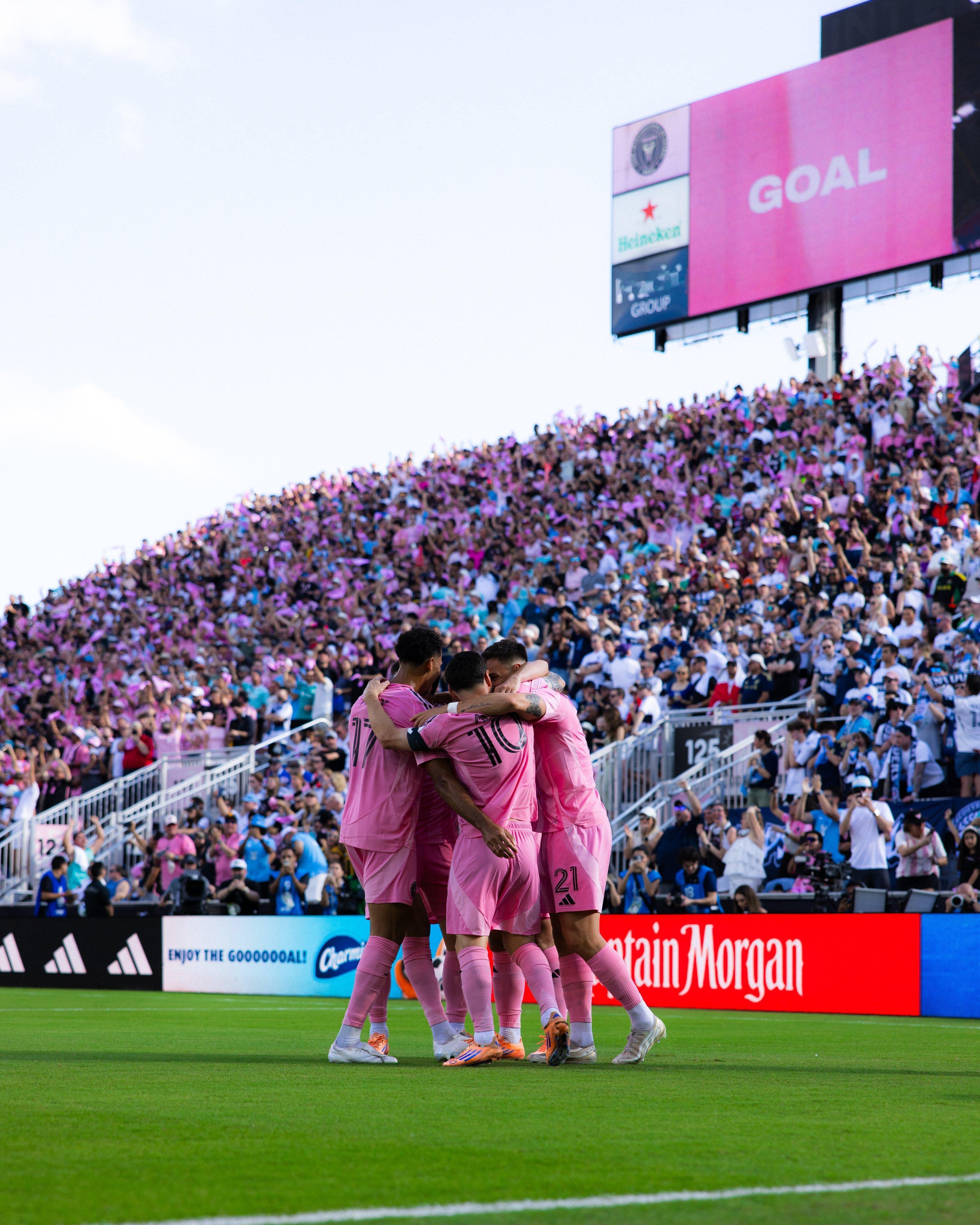 🦩 气氛很好~！迈阿密国际vs温哥华白浪梅西