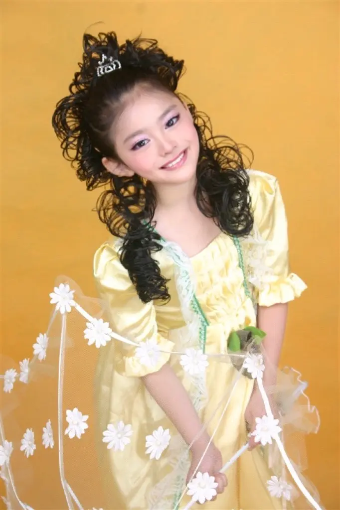 当时拍的时候还觉得自己老美了……