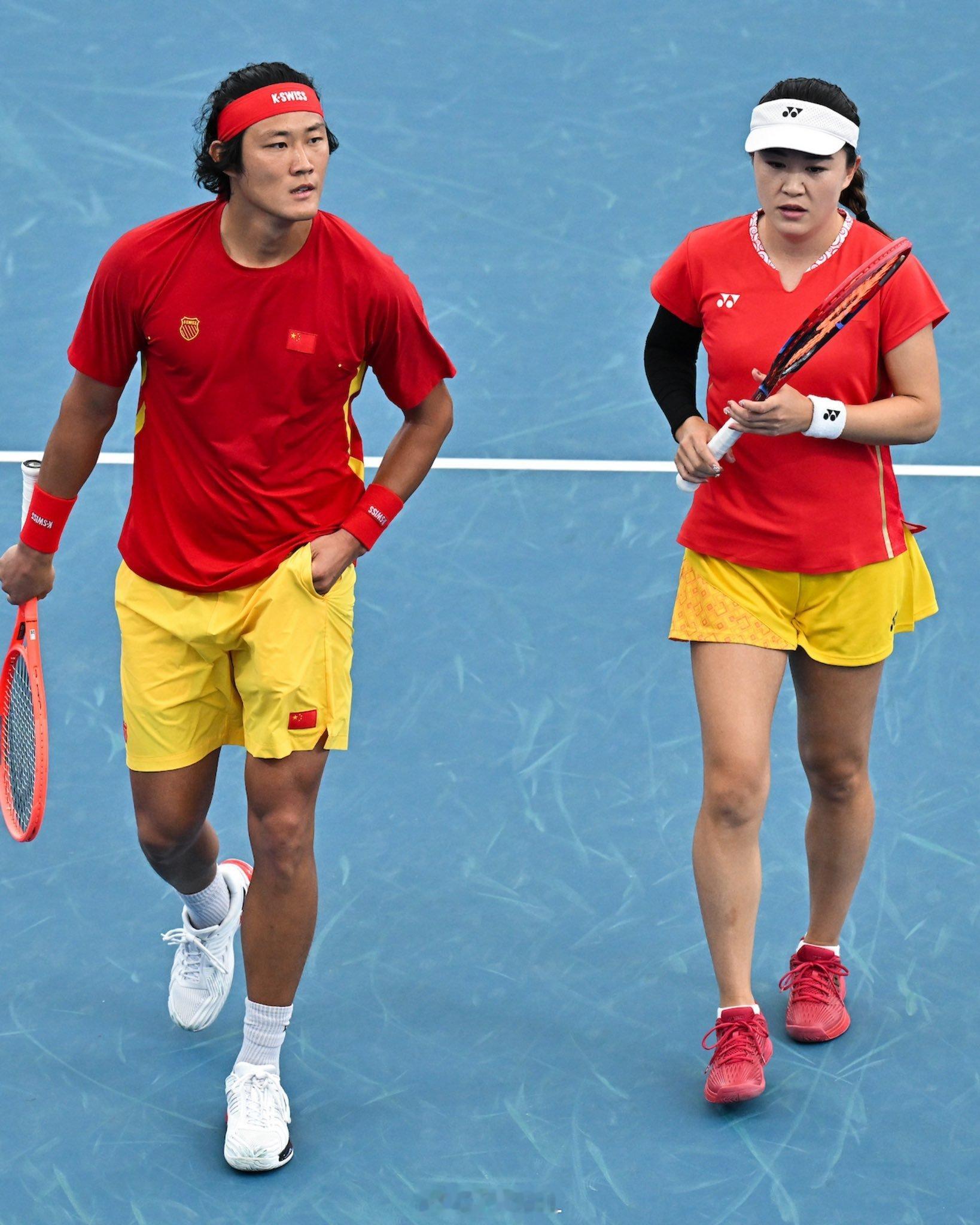 中国队无缘联合杯八强中国队以1胜2负的战绩排名B组第二。由于在胜负关系和净胜盘数