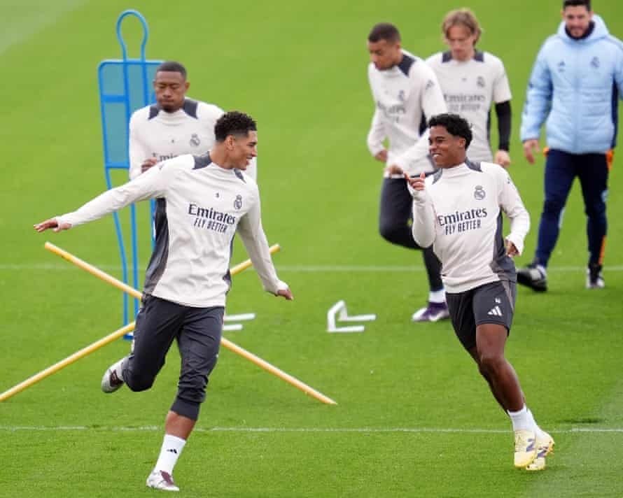 恩德里克在《镜报》采访中提到贝林厄姆🎙️恩德里克坦言，自己在皇马得到了队友们的